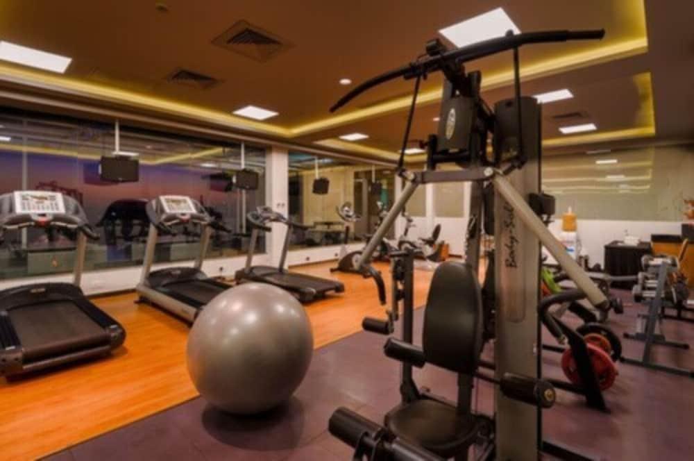 Davanam Sarovar Portico Suites Μπανγκαλόρ Εξωτερικό φωτογραφία