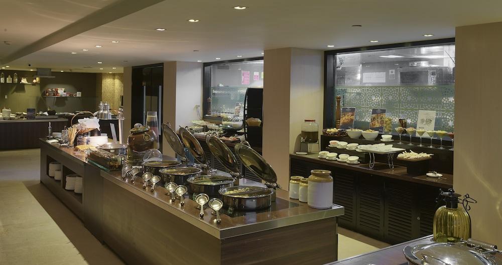 Davanam Sarovar Portico Suites Μπανγκαλόρ Εξωτερικό φωτογραφία