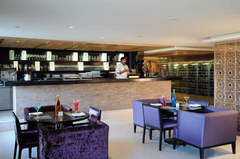 Davanam Sarovar Portico Suites Μπανγκαλόρ Εξωτερικό φωτογραφία