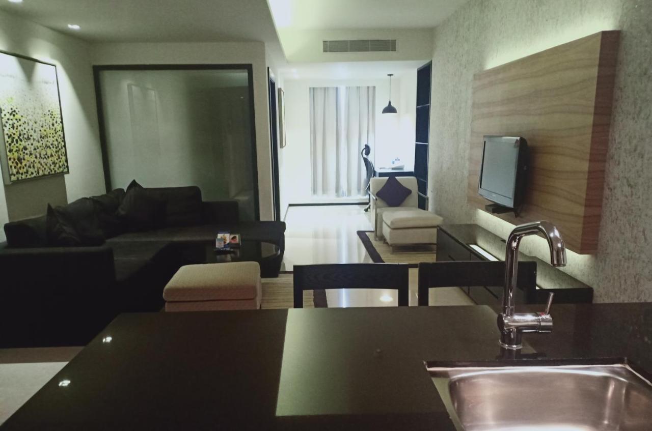 Davanam Sarovar Portico Suites Μπανγκαλόρ Εξωτερικό φωτογραφία